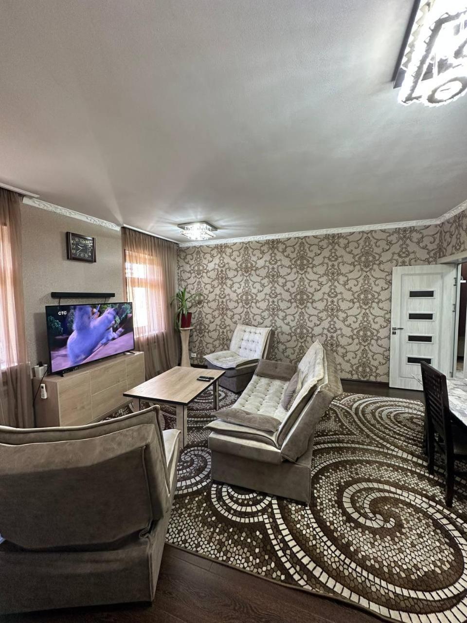 Hi-Tech Apartment In City Center Taşkent Dış mekan fotoğraf